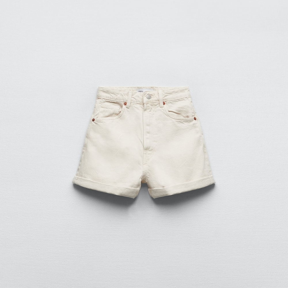 Zara TRF HIGH-WAISTED MOM FIT DENIM SHORTS